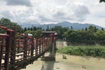跟著爸爸去哪兒的步伐到都江堰虹口